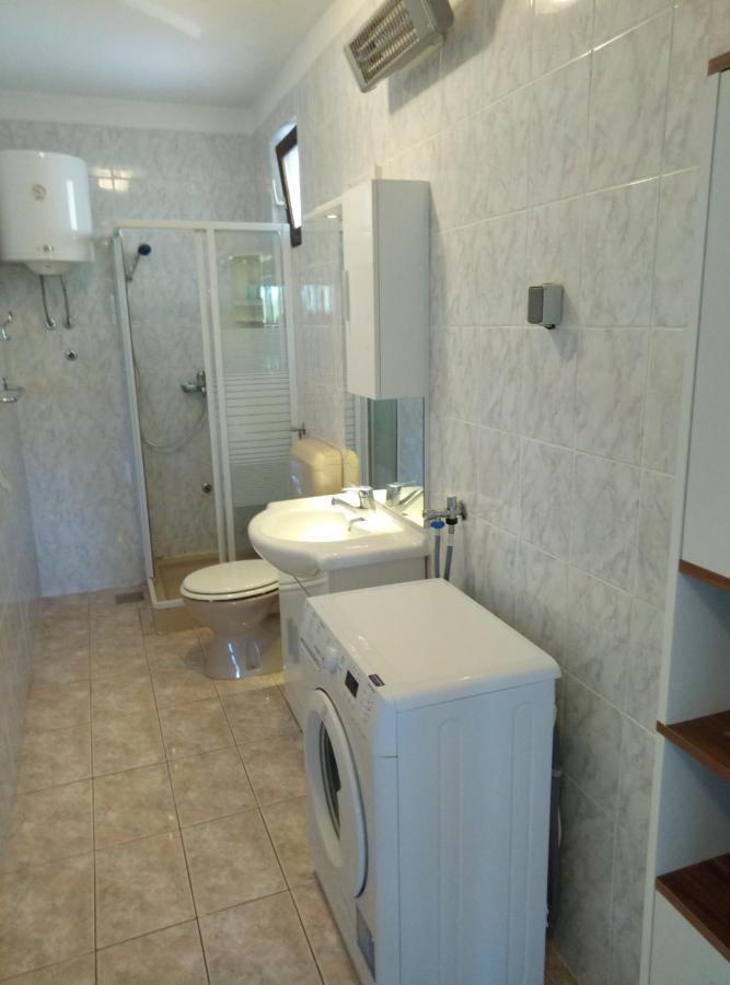 Apartments Tessa 77 เมดูลิน ภายนอก รูปภาพ