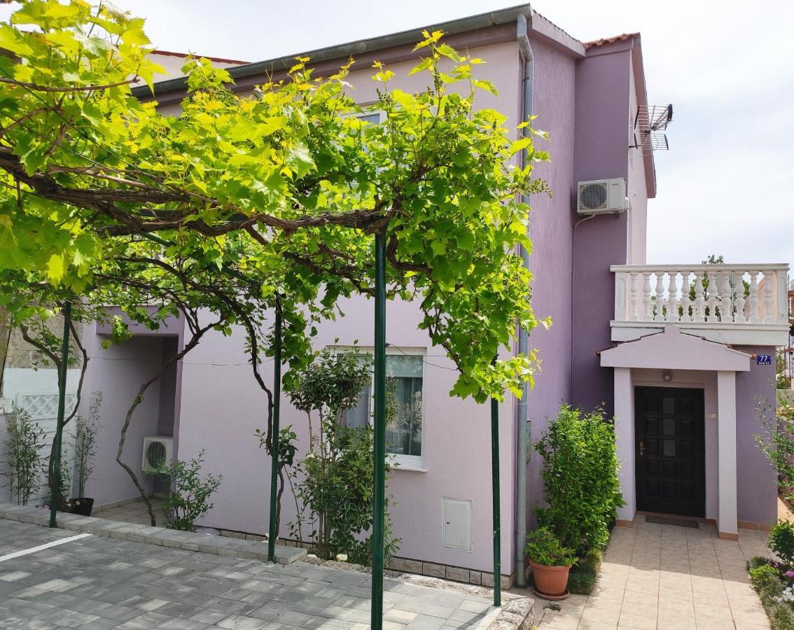 Apartments Tessa 77 เมดูลิน ภายนอก รูปภาพ